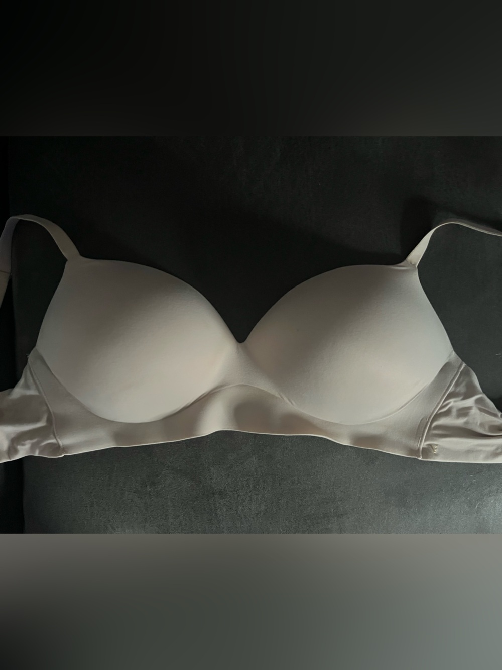 Victoria’s Secret Seamless Light Pink T-Shirt Bra - Comfortable Everyday Support